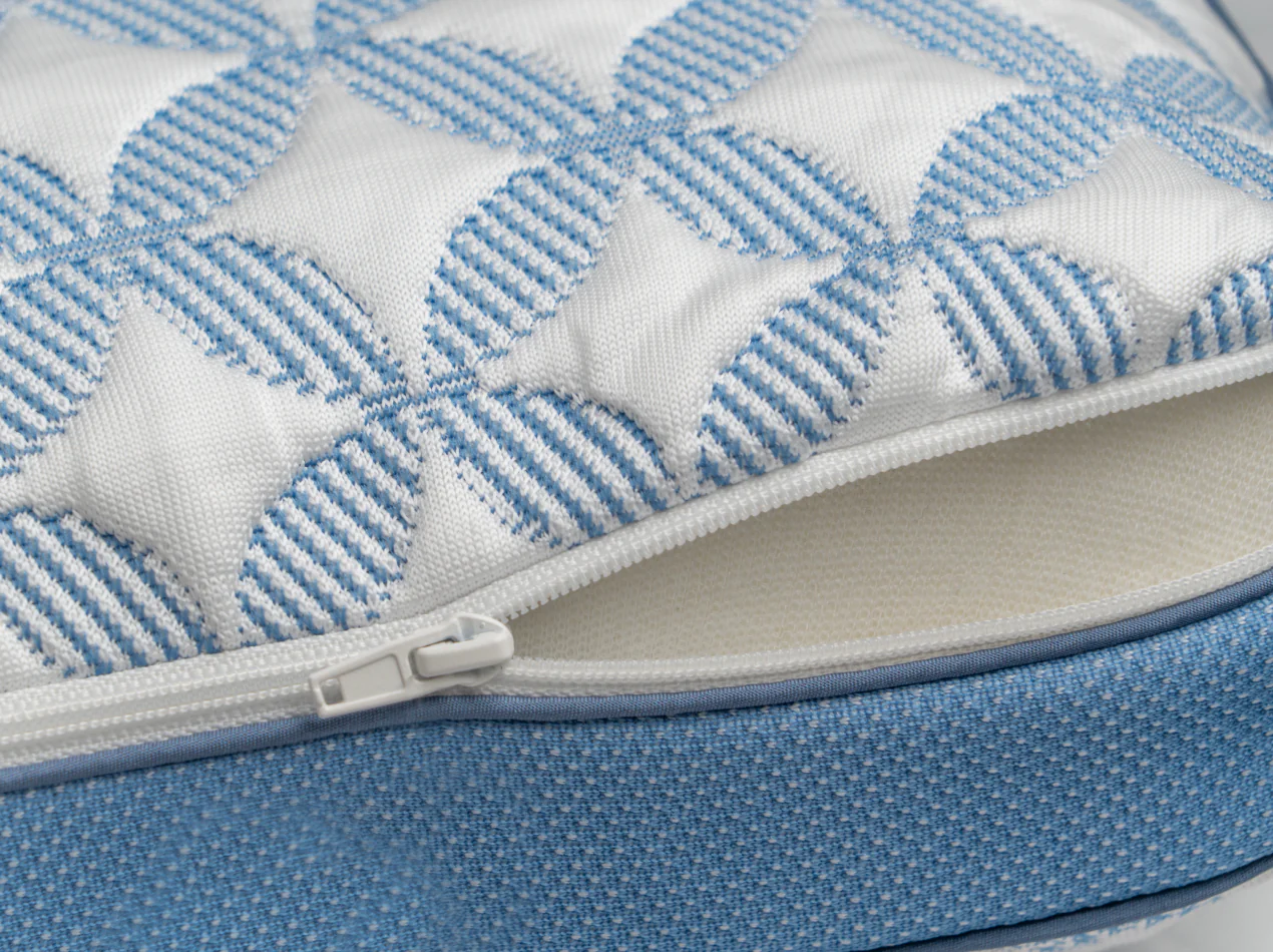 Luxury Cooling Gel Memory Foam Pillow - Image 7